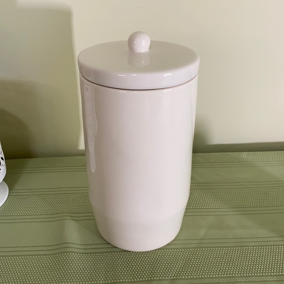 Rae Dunn “Store” Canister - Picture 2 of 6